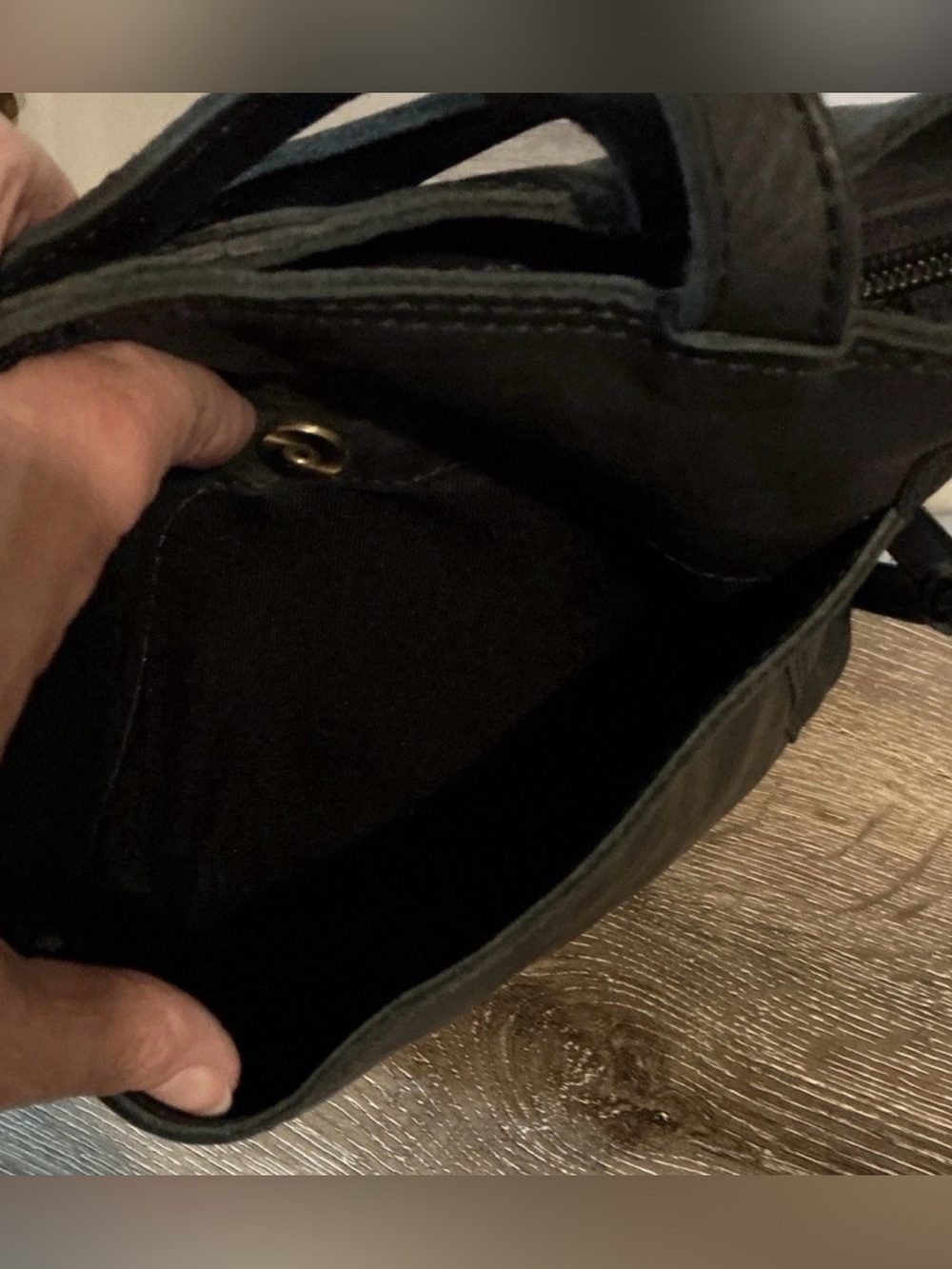 margot NY Anna Black Leather Shoulder Crossbody Bag Tote with Tassel Accent - Picture 6 of 9